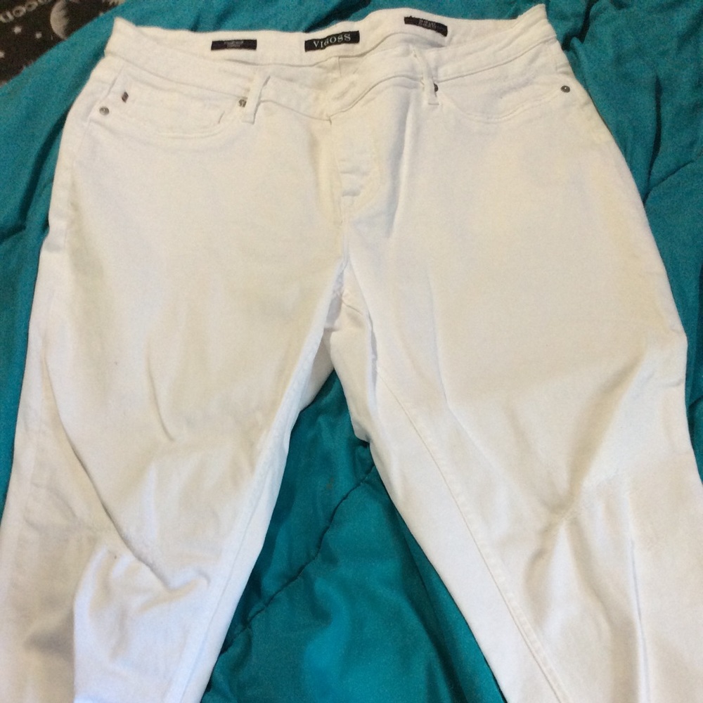 White Cropped Jeans